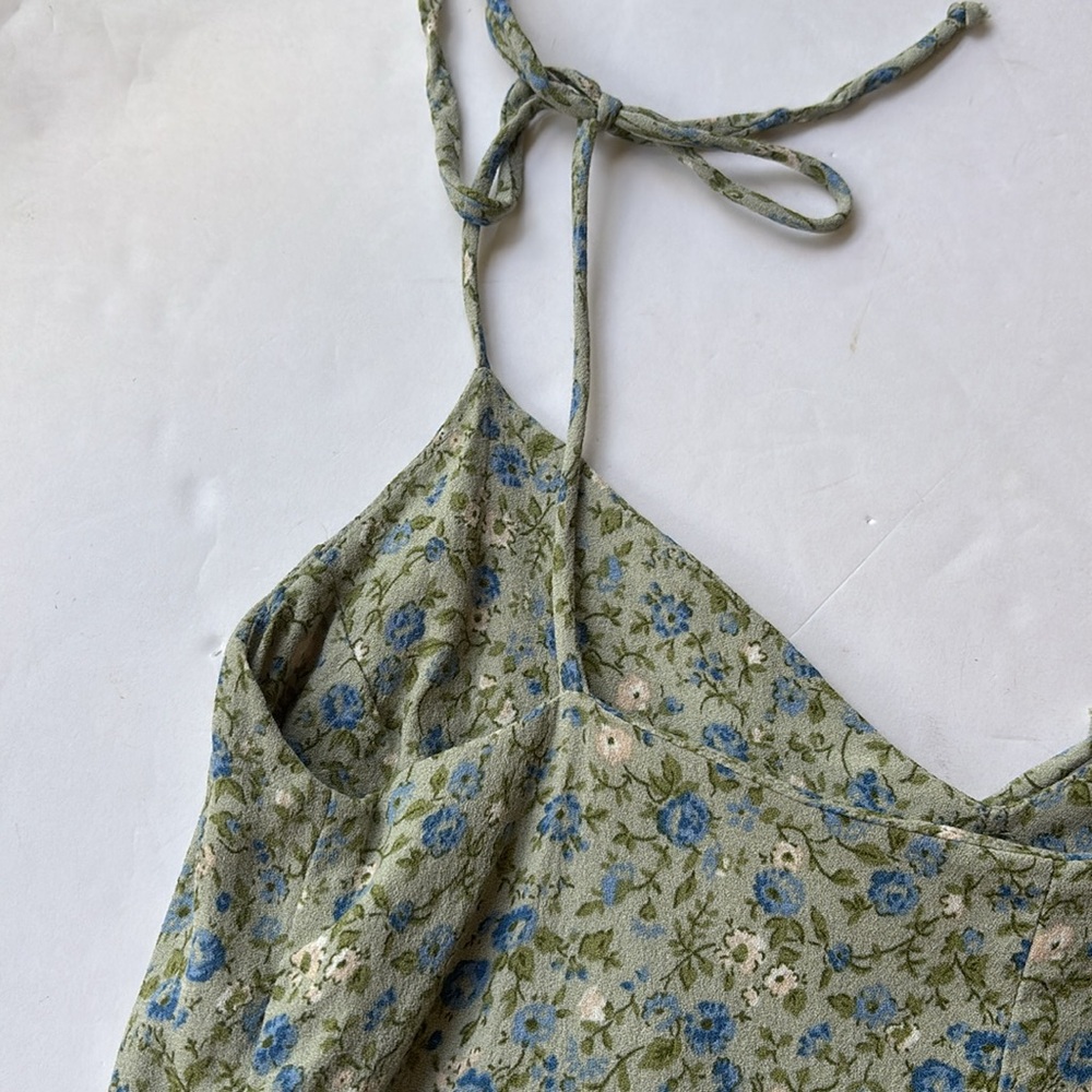 Reformation Chandler Floral Mini Dress Small
Green Blue Sage Sexy Short Bow 2 4 - Picture 11 of 17